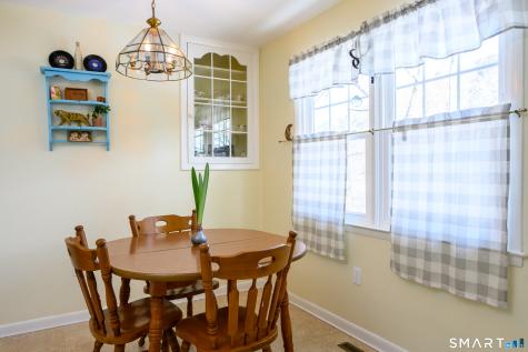 76 South Kent Road Kent CT 06757