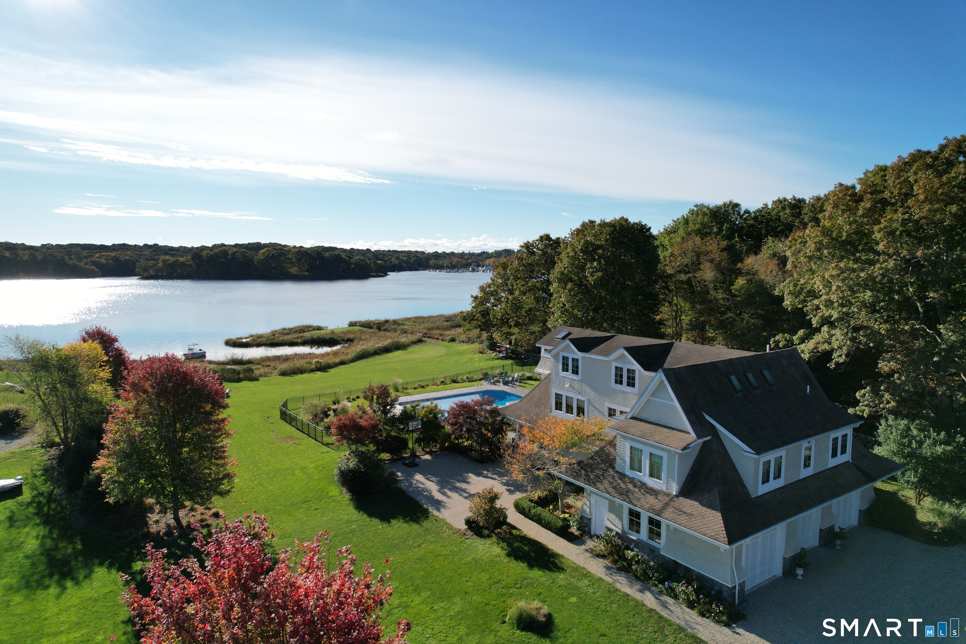 325 River Road Stonington CT 06379
