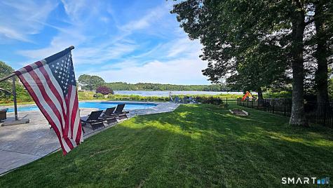 325 River Road Stonington CT 06379