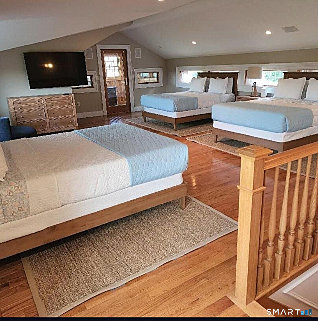 325 River Road Stonington CT 06379