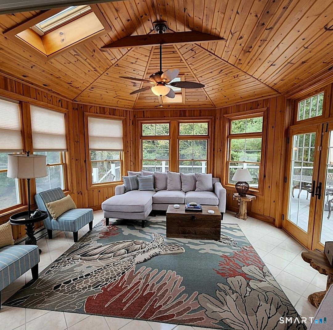 325 River Road Stonington CT 06379