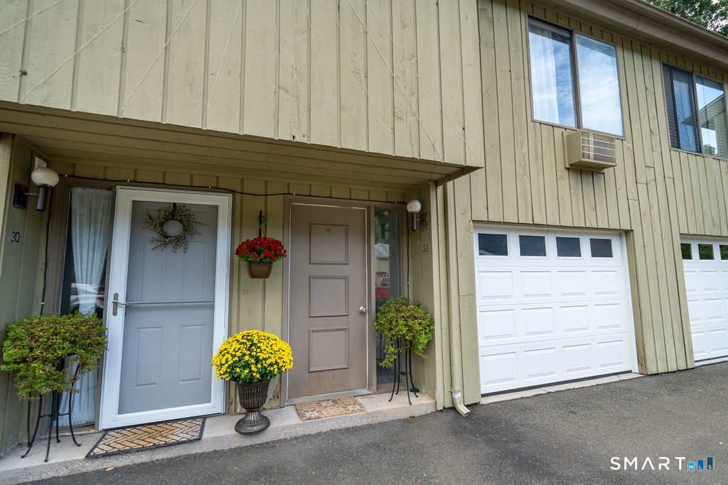 32 Saginaw Trail Guilford CT 06437