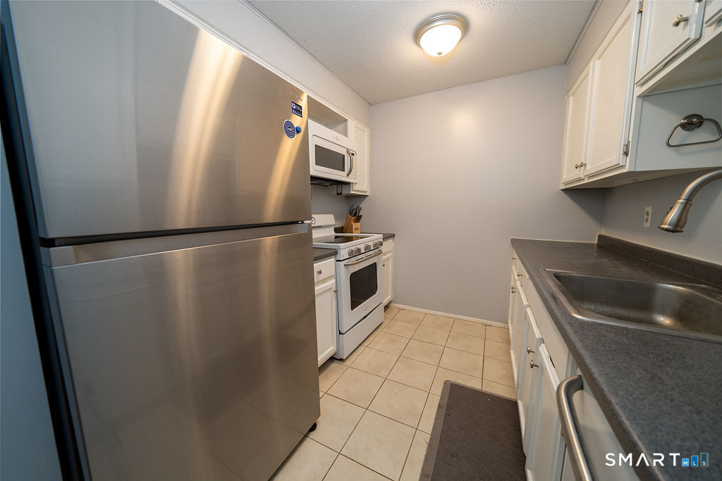 32 Saginaw Trail Guilford CT 06437
