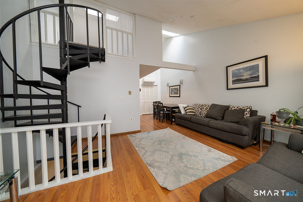 32 Saginaw Trail Guilford CT 06437