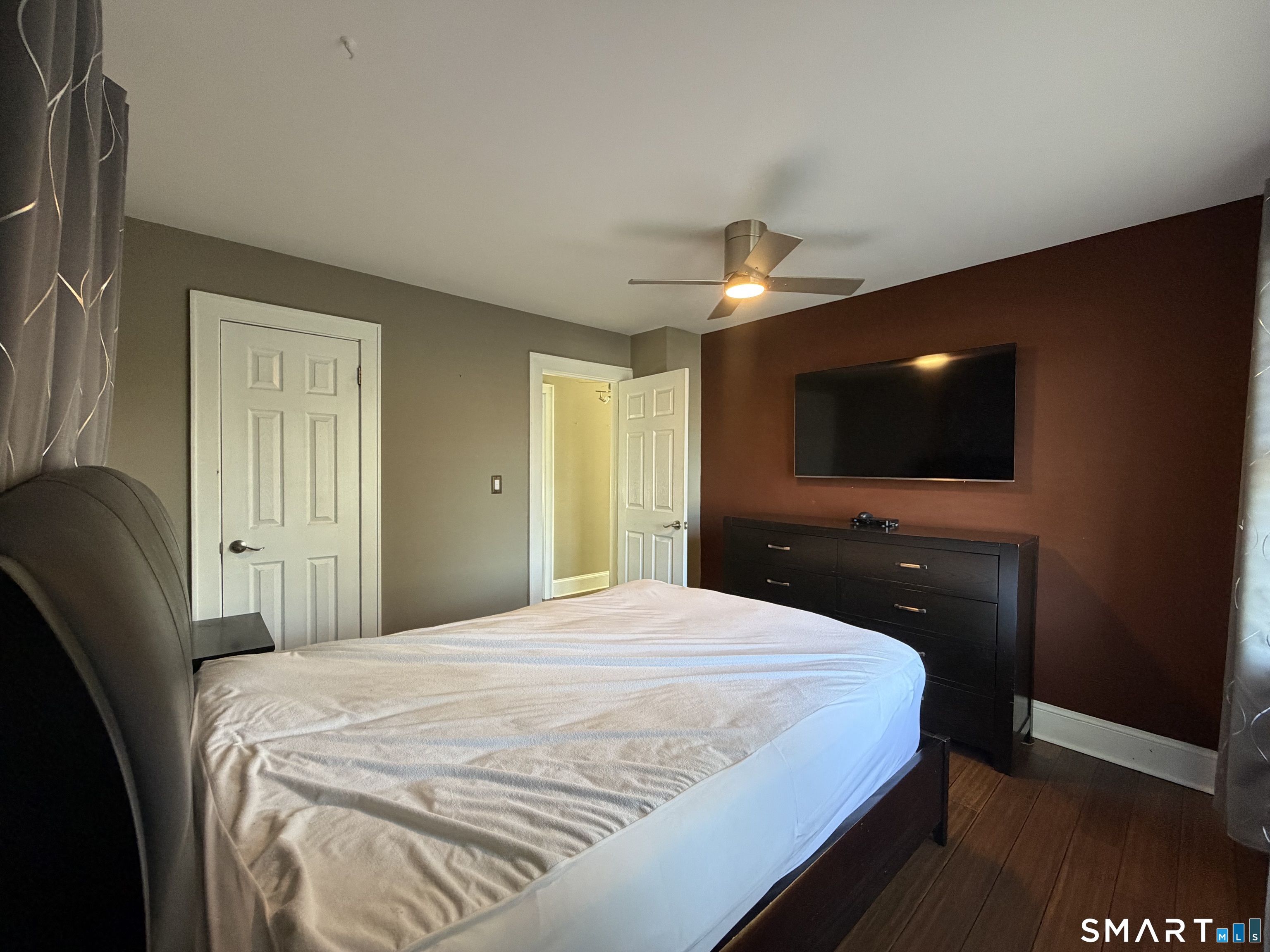 15 Overland Avenue Bridgeport CT 06606