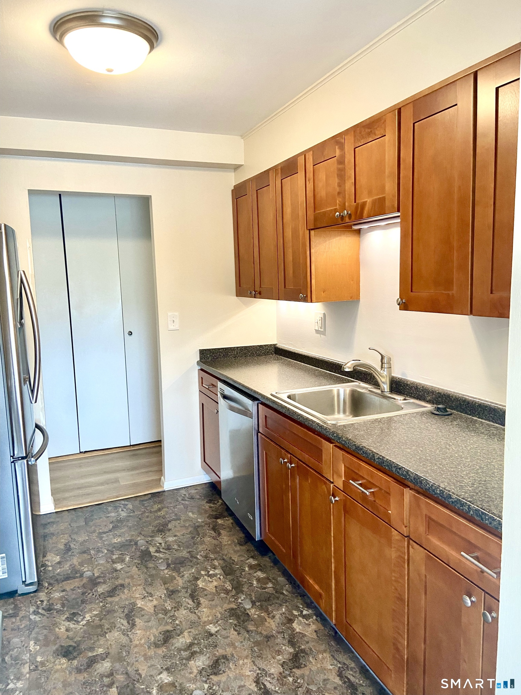 893 Farmington Avenue West Hartford CT 06119