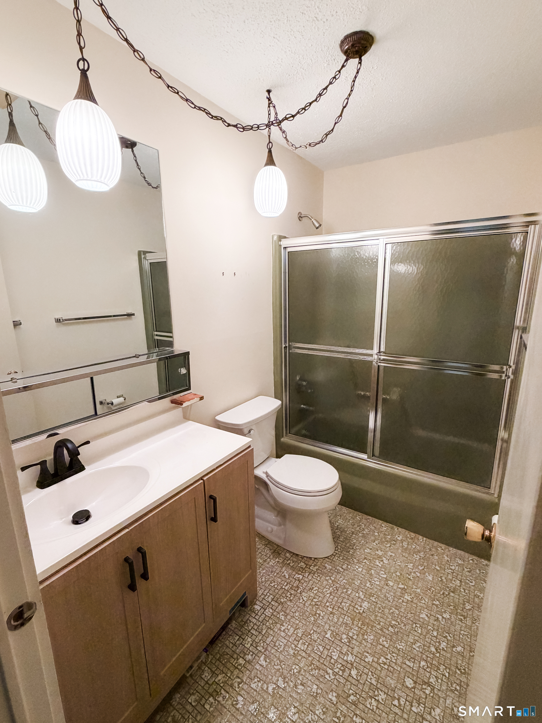 14 Greenbriar Drive Farmington CT 06032