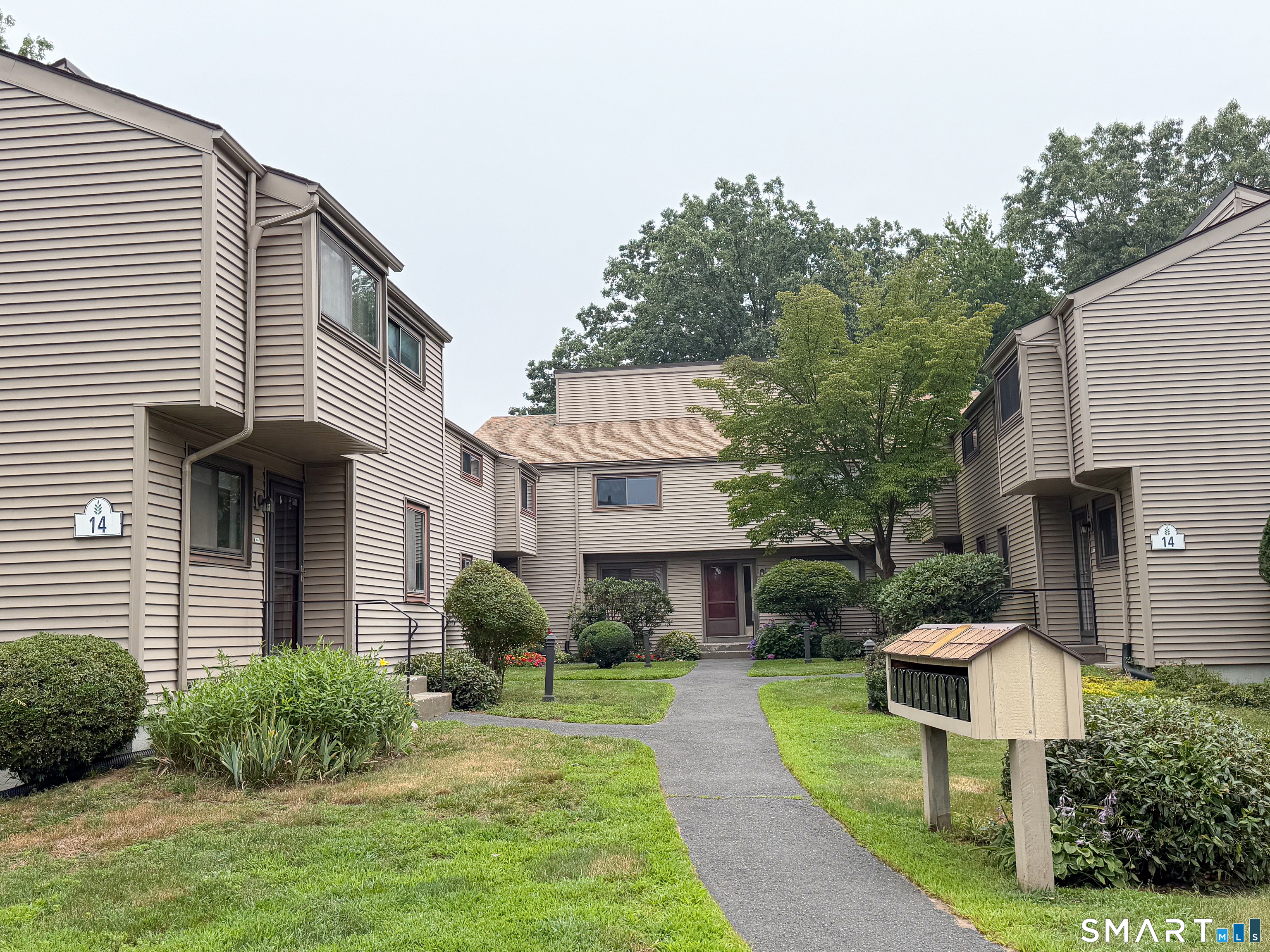 14 Greenbriar Drive Farmington CT 06032