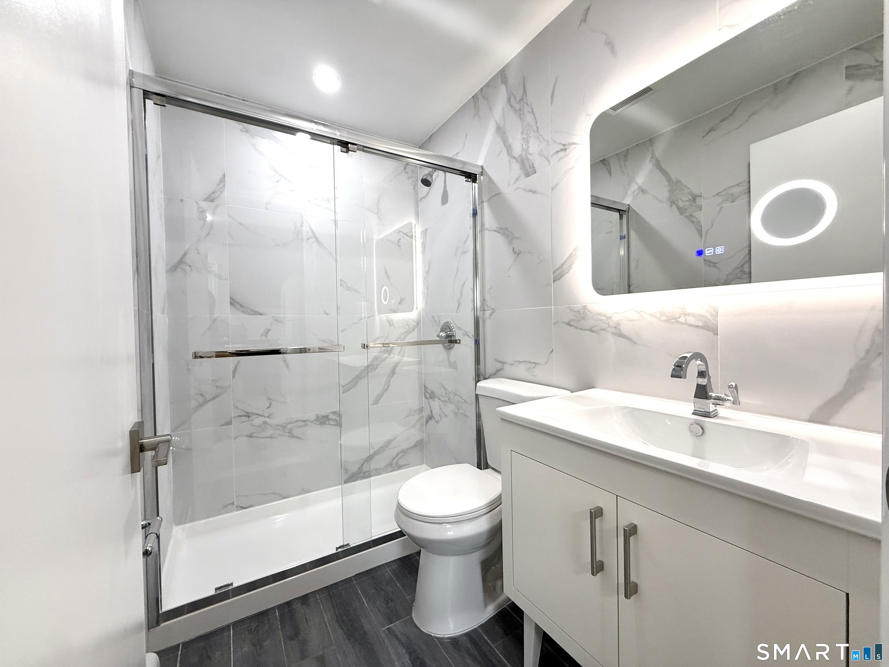 299 Villa Avenue Fairfield CT 06825