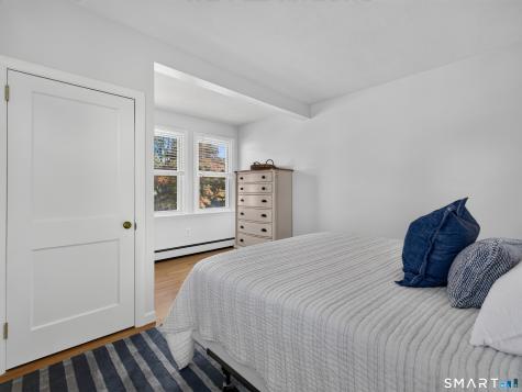 44 Sea View Avenue East Lyme CT 06357