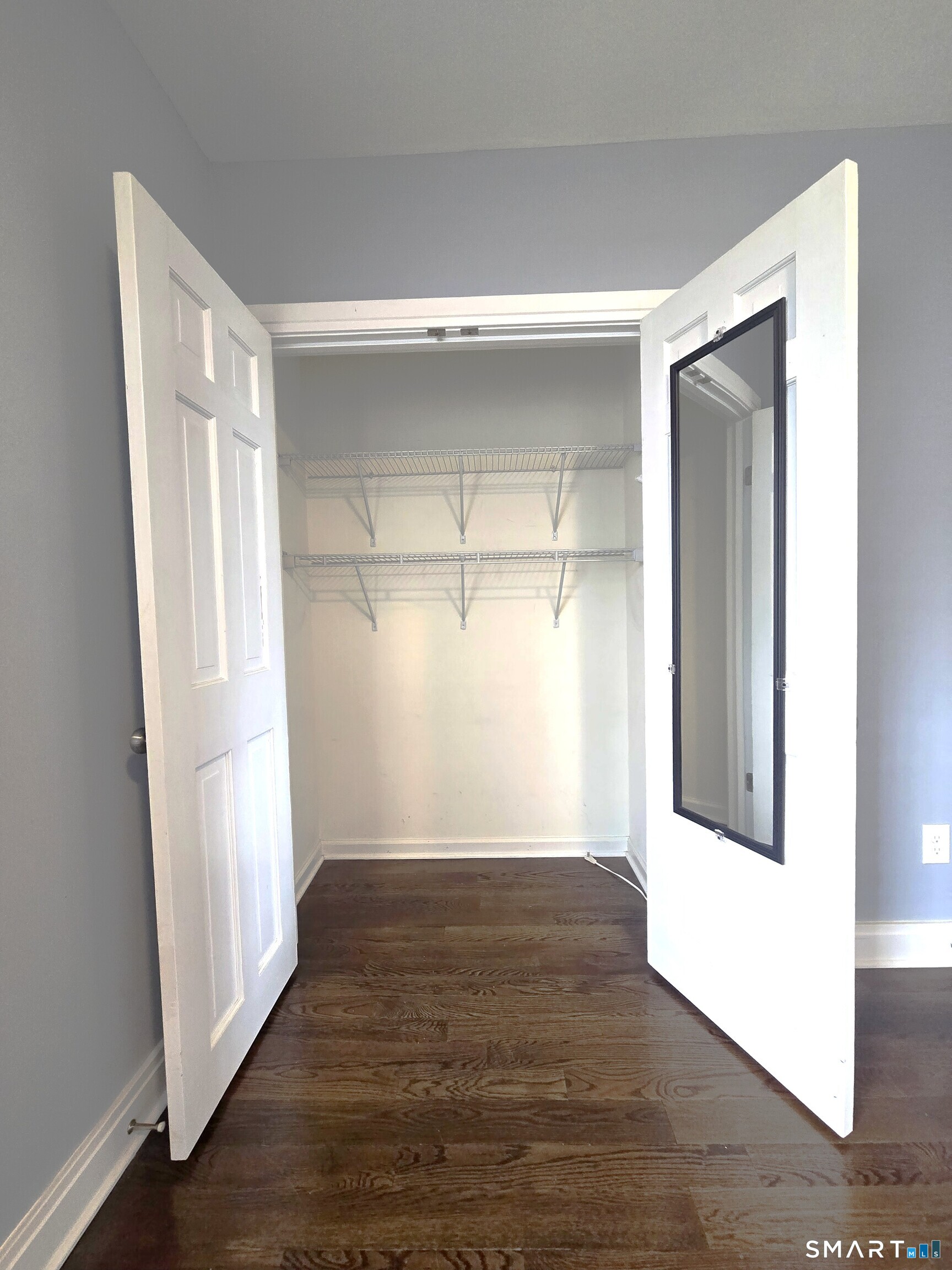 206 Scofield Avenue Bridgeport CT 06605