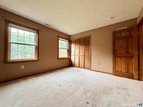 22 Hyde Park Drive Ledyard CT 06335