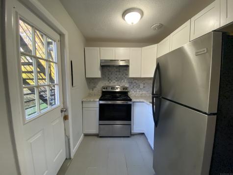 32 Old Foxon Road East Haven CT 06513