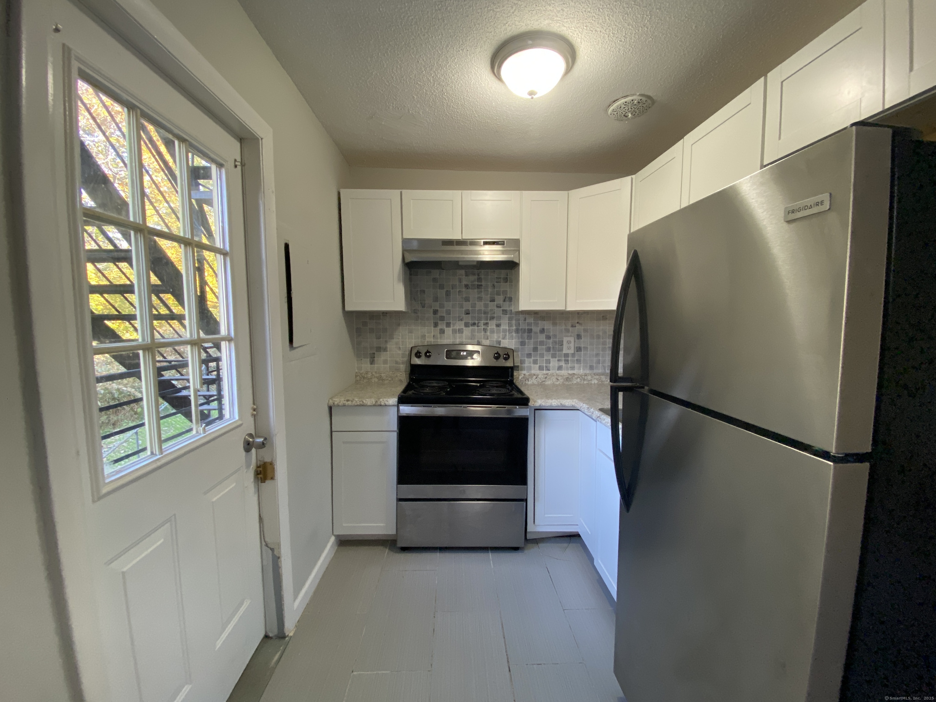 32 Old Foxon Road East Haven CT 06513