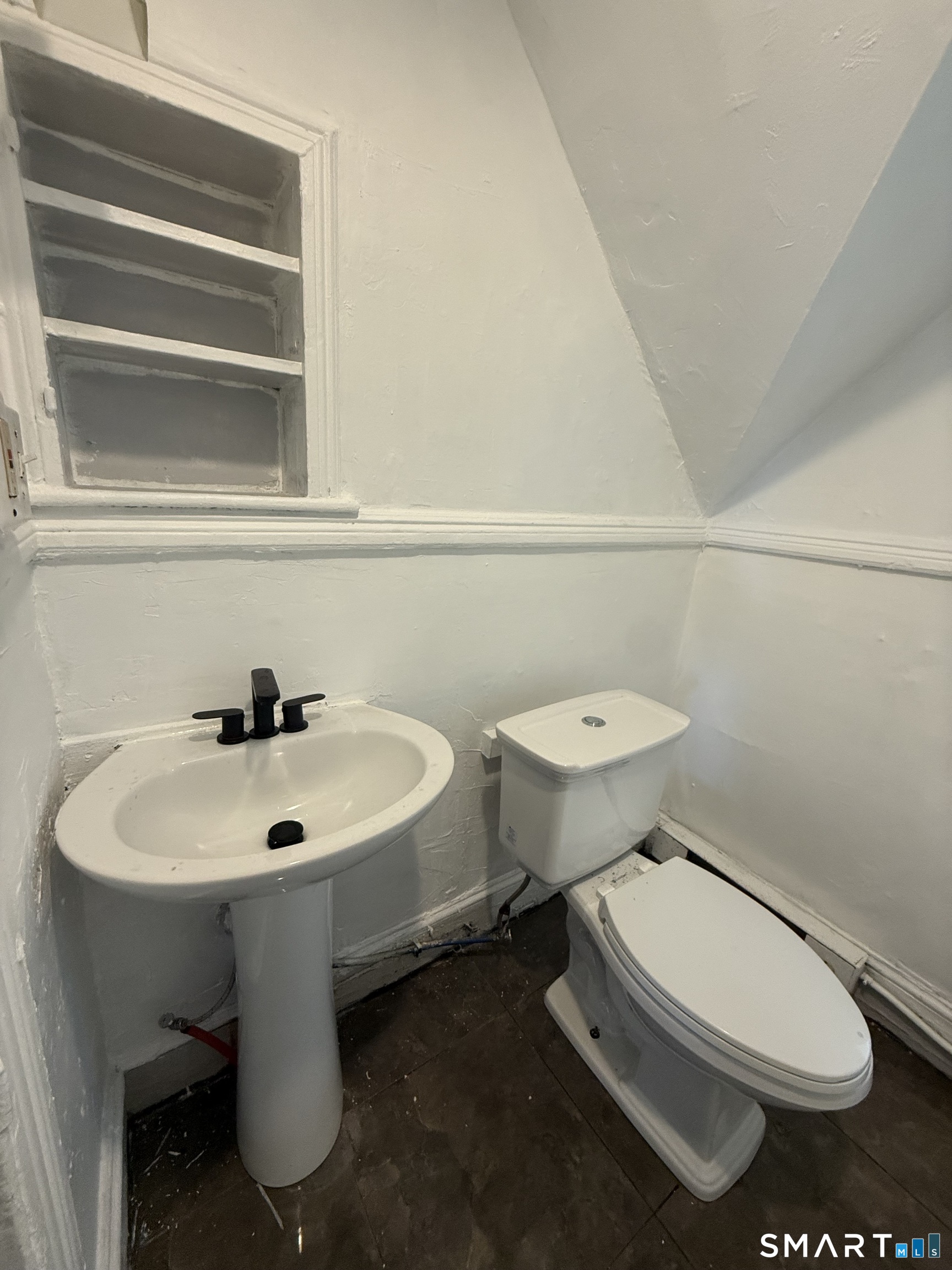 77 Wall Street Waterbury CT 06705