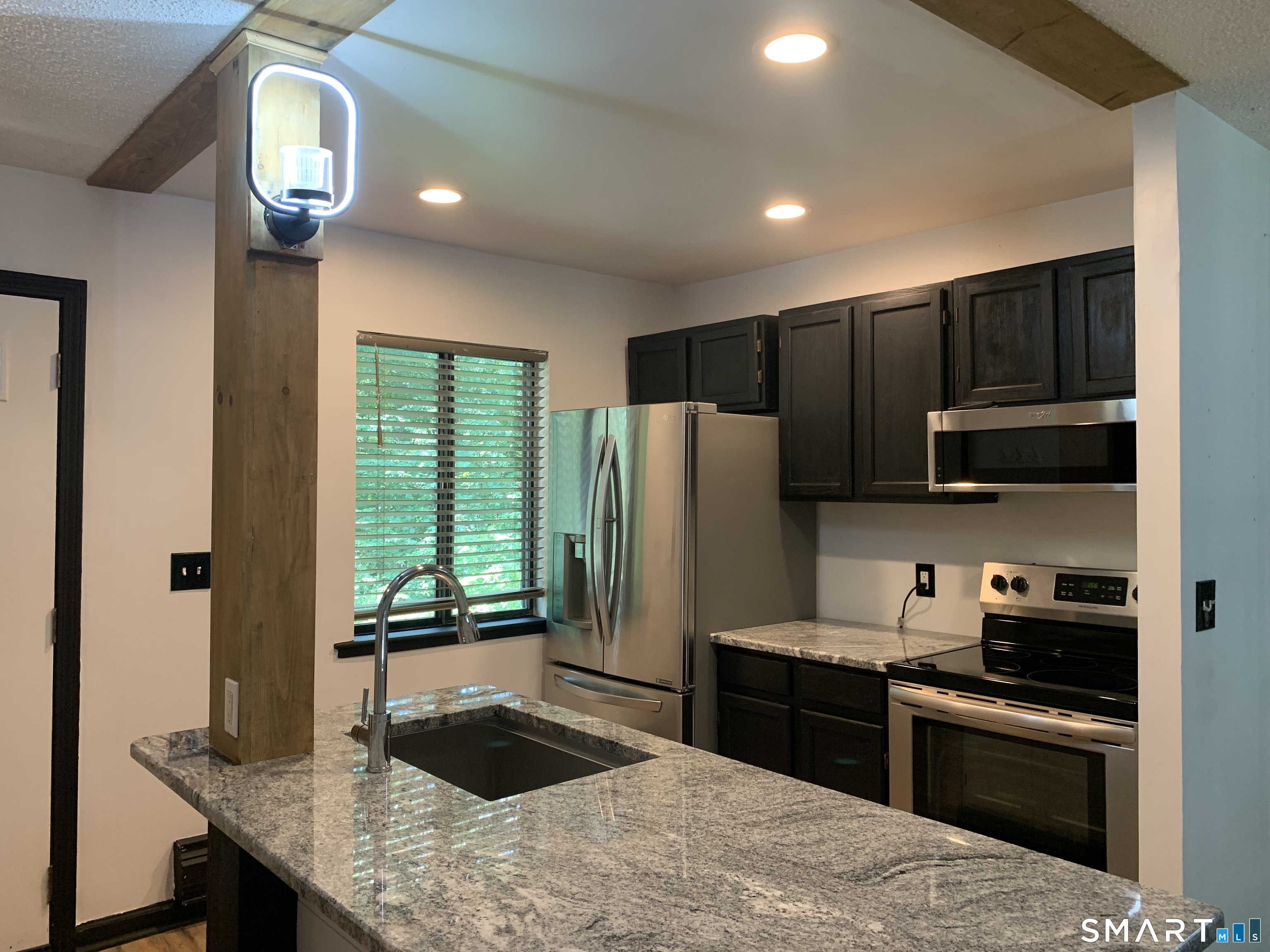 11 King Arthur Drive East Lyme CT 06357