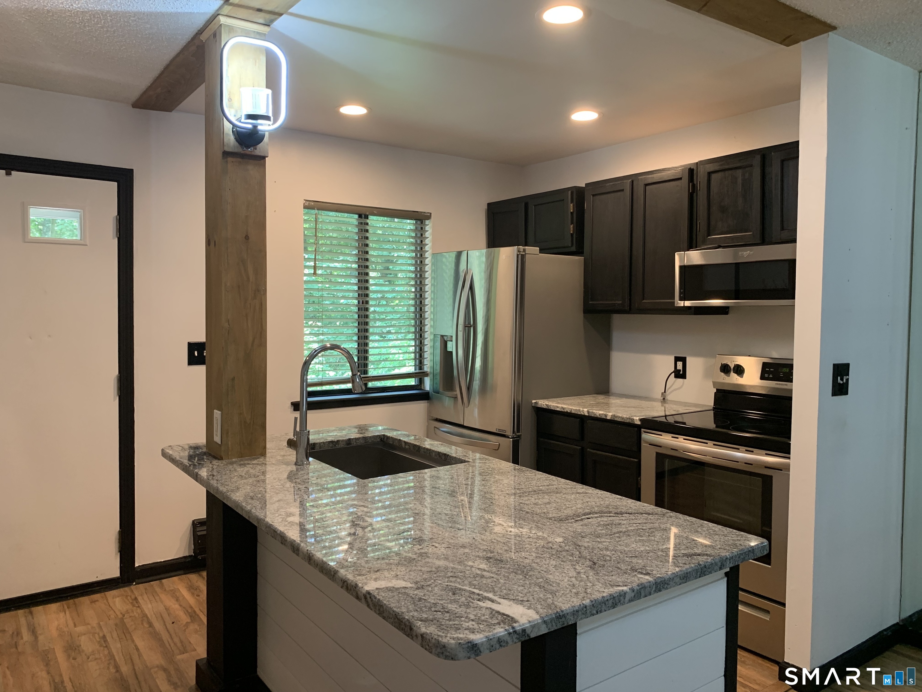 11 King Arthur Drive East Lyme CT 06357
