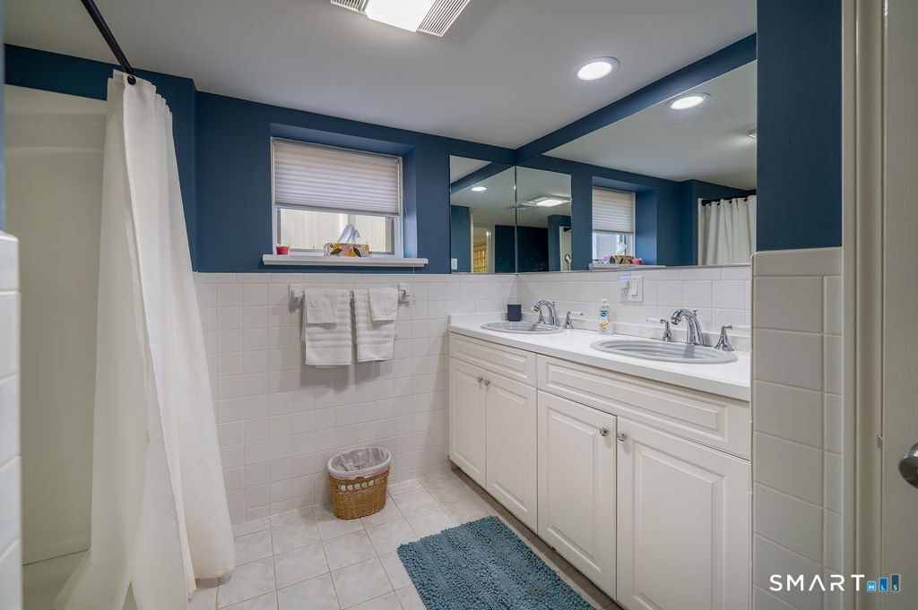 133 Linden Avenue Branford CT 06405