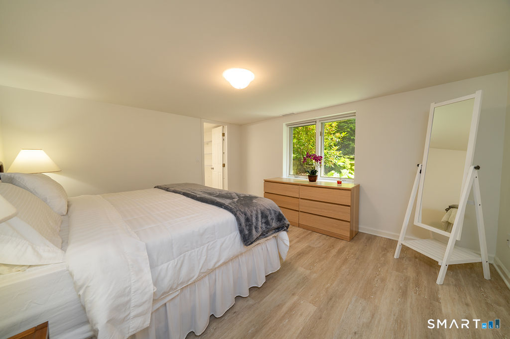 133 Linden Avenue Branford CT 06405