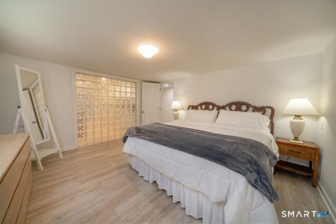 133 Linden Avenue Branford CT 06405