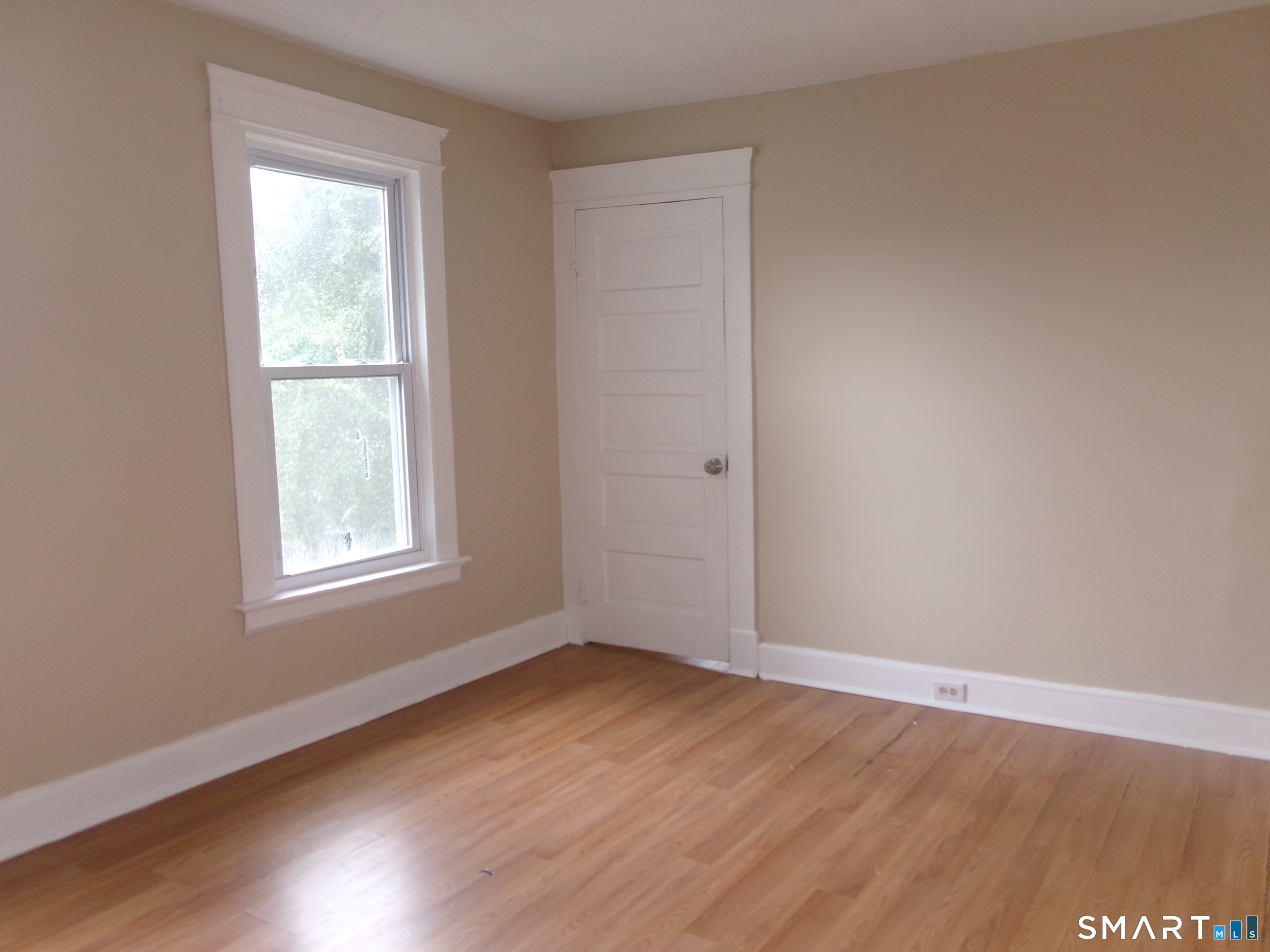 182 Oak Street Waterbury CT 06704
