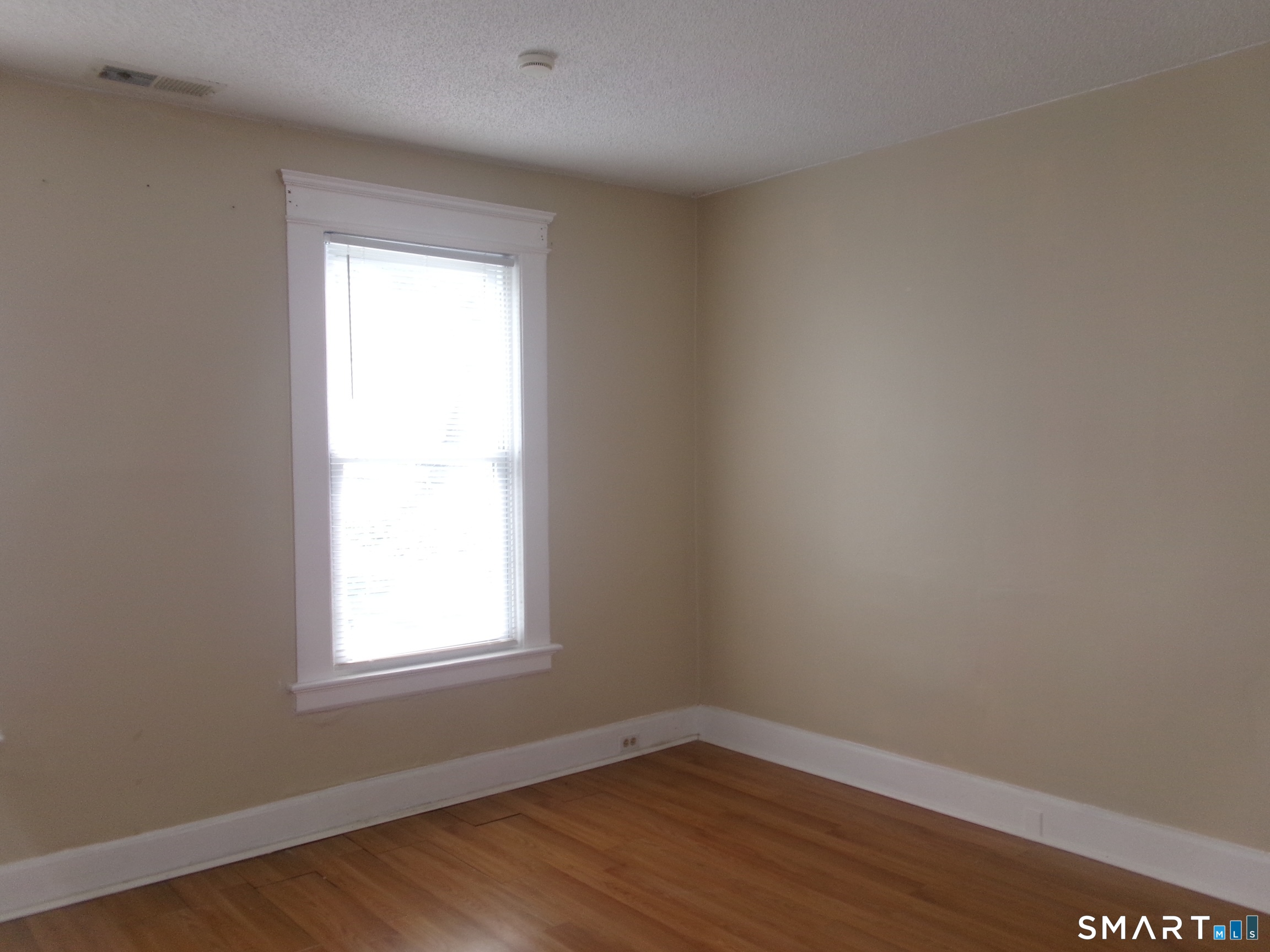 182 Oak Street Waterbury CT 06704