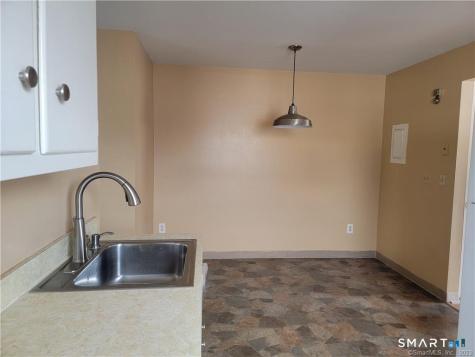 392 Lexington Avenue Bridgeport CT 06604