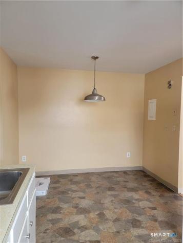 392 Lexington Avenue Bridgeport CT 06604