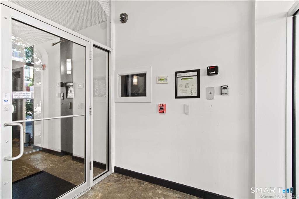 881 Lafayette Boulevard Bridgeport CT 06604