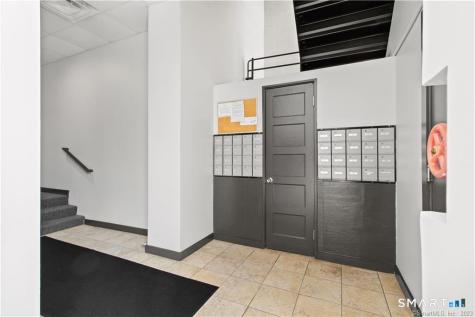 881 Lafayette Boulevard Bridgeport CT 06604
