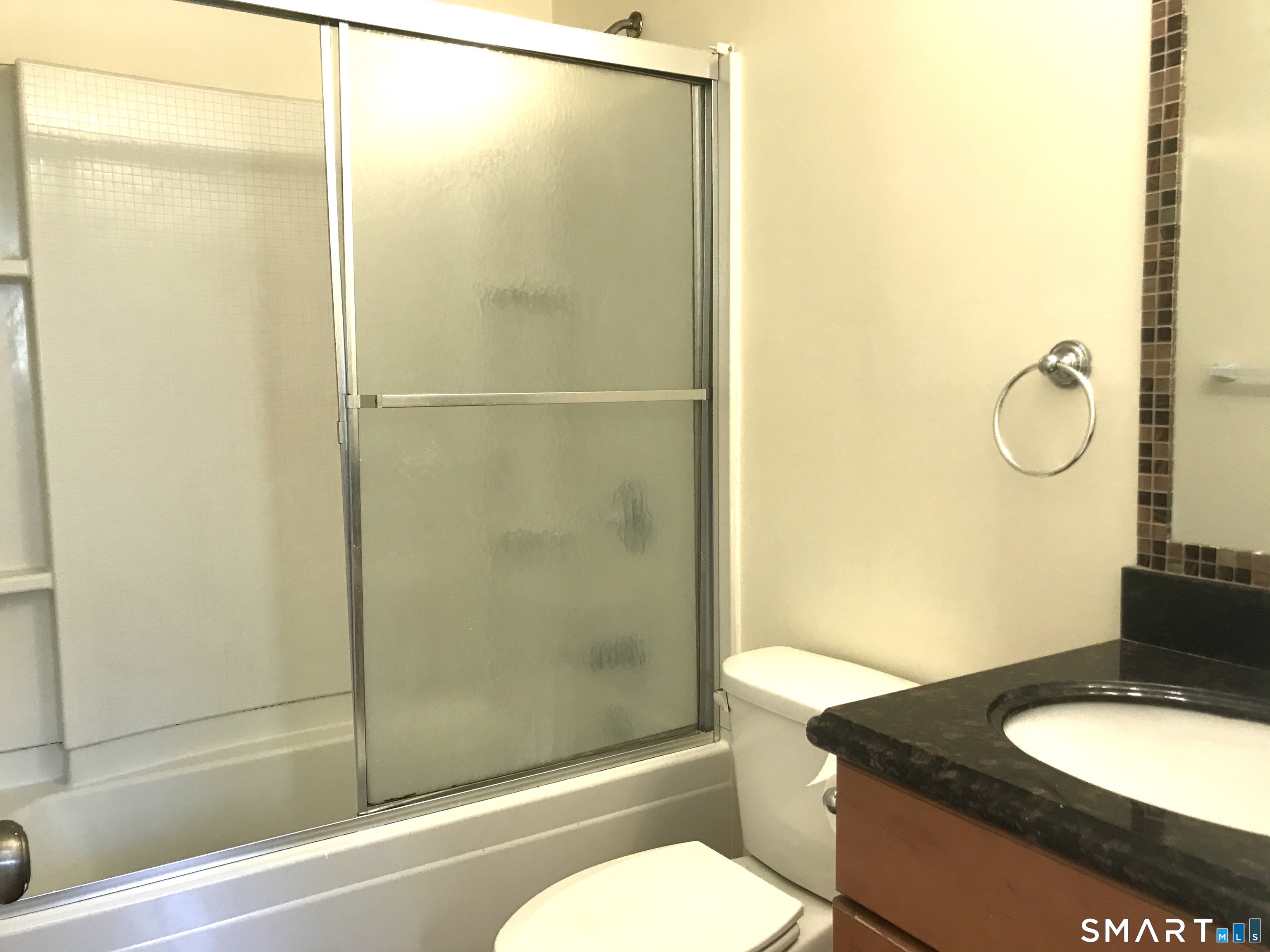 60 Plainfield Avenue West Haven CT 06516