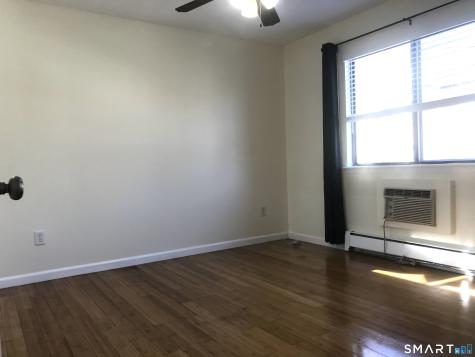 60 Plainfield Avenue West Haven CT 06516