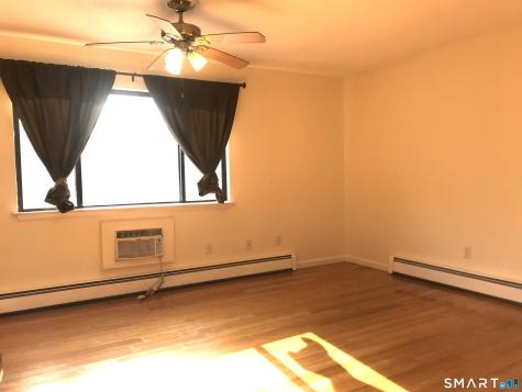 60 Plainfield Avenue West Haven CT 06516