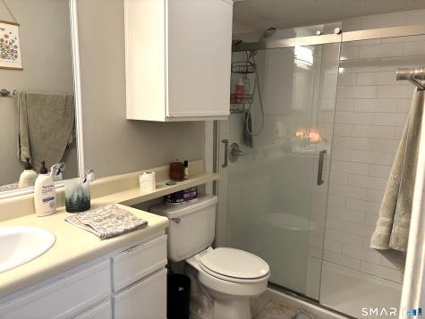 50 Carriage Crossing Lane Middletown CT 06457