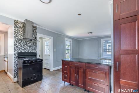 430 Blohm Street West Haven CT 06516