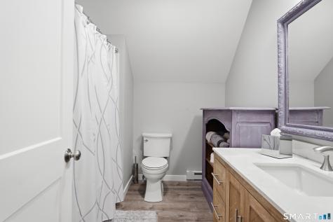 88 Orcutt Drive Guilford CT 06437