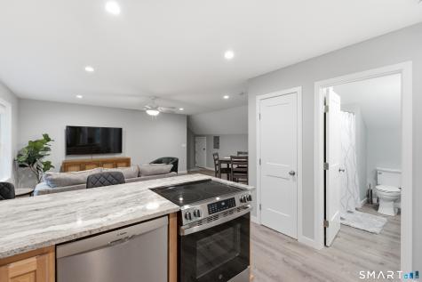 88 Orcutt Drive Guilford CT 06437