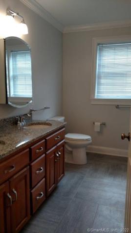1 Hamilton Street New London CT 06320