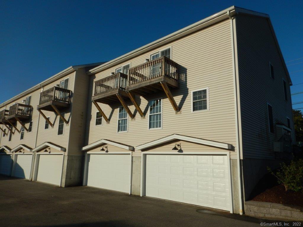 1 Hamilton Street New London CT 06320