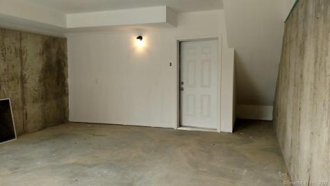 1 Hamilton Street New London CT 06320