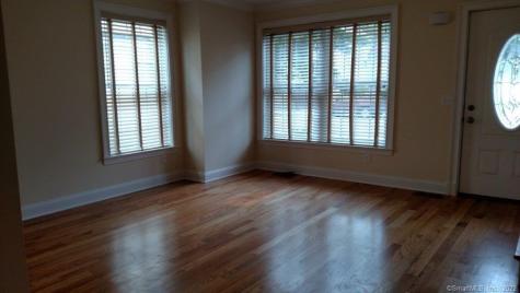 1 Hamilton Street New London CT 06320