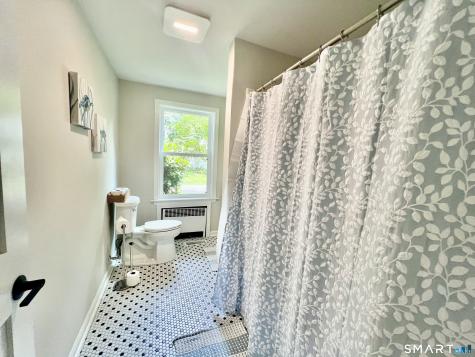 3 Bayview Avenue Branford CT 06405