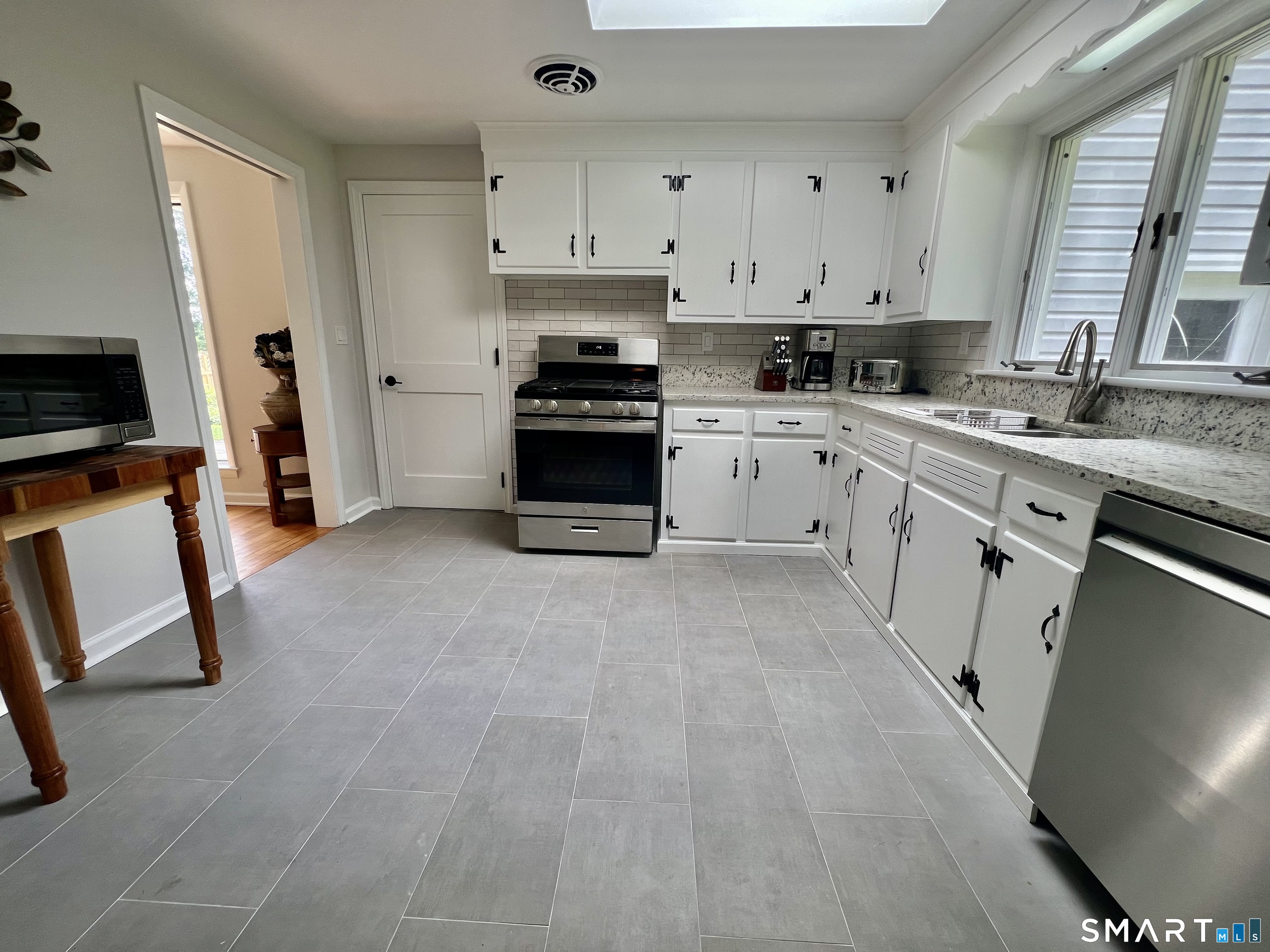 3 Bayview Avenue Branford CT 06405