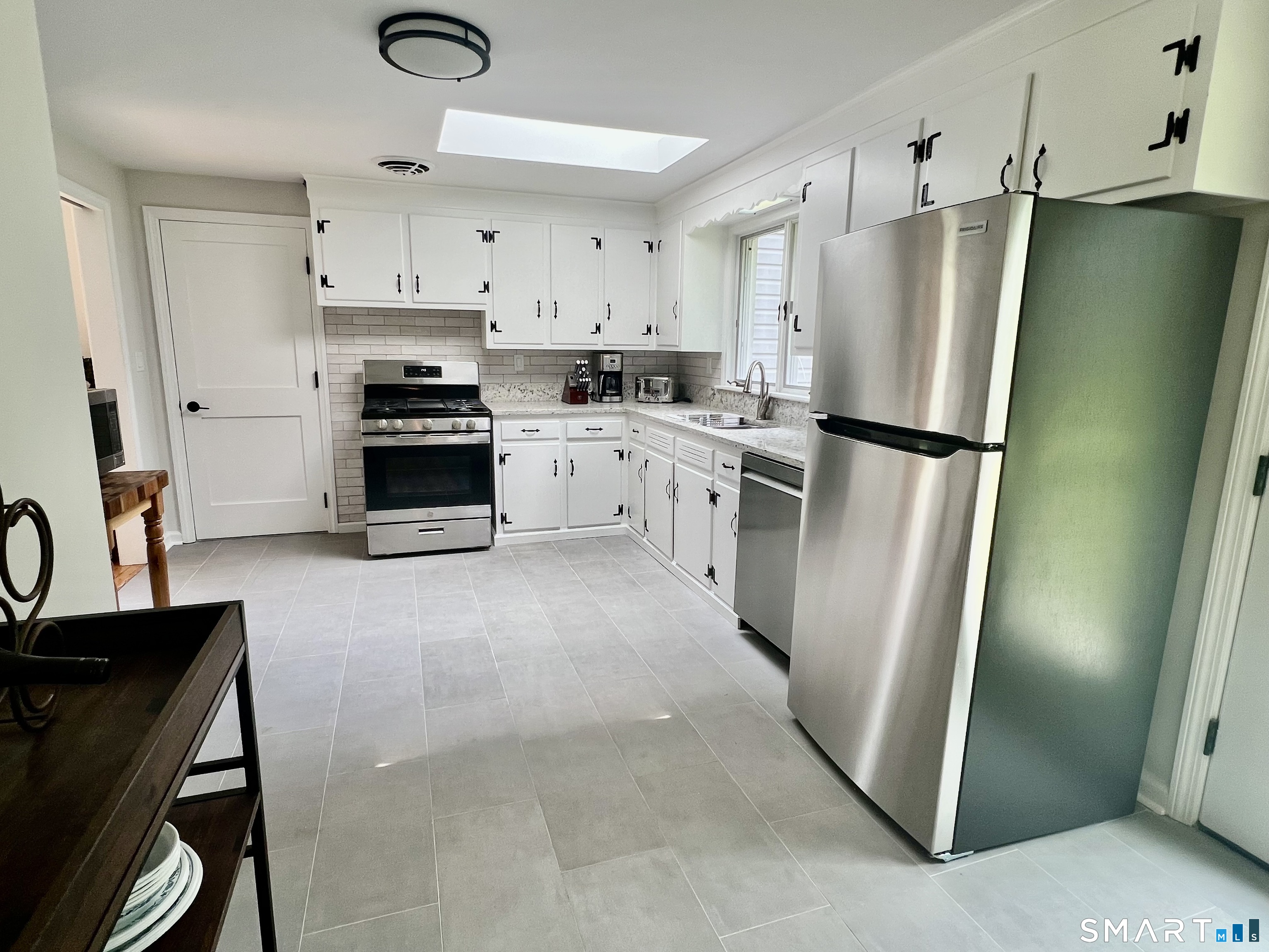 3 Bayview Avenue Branford CT 06405