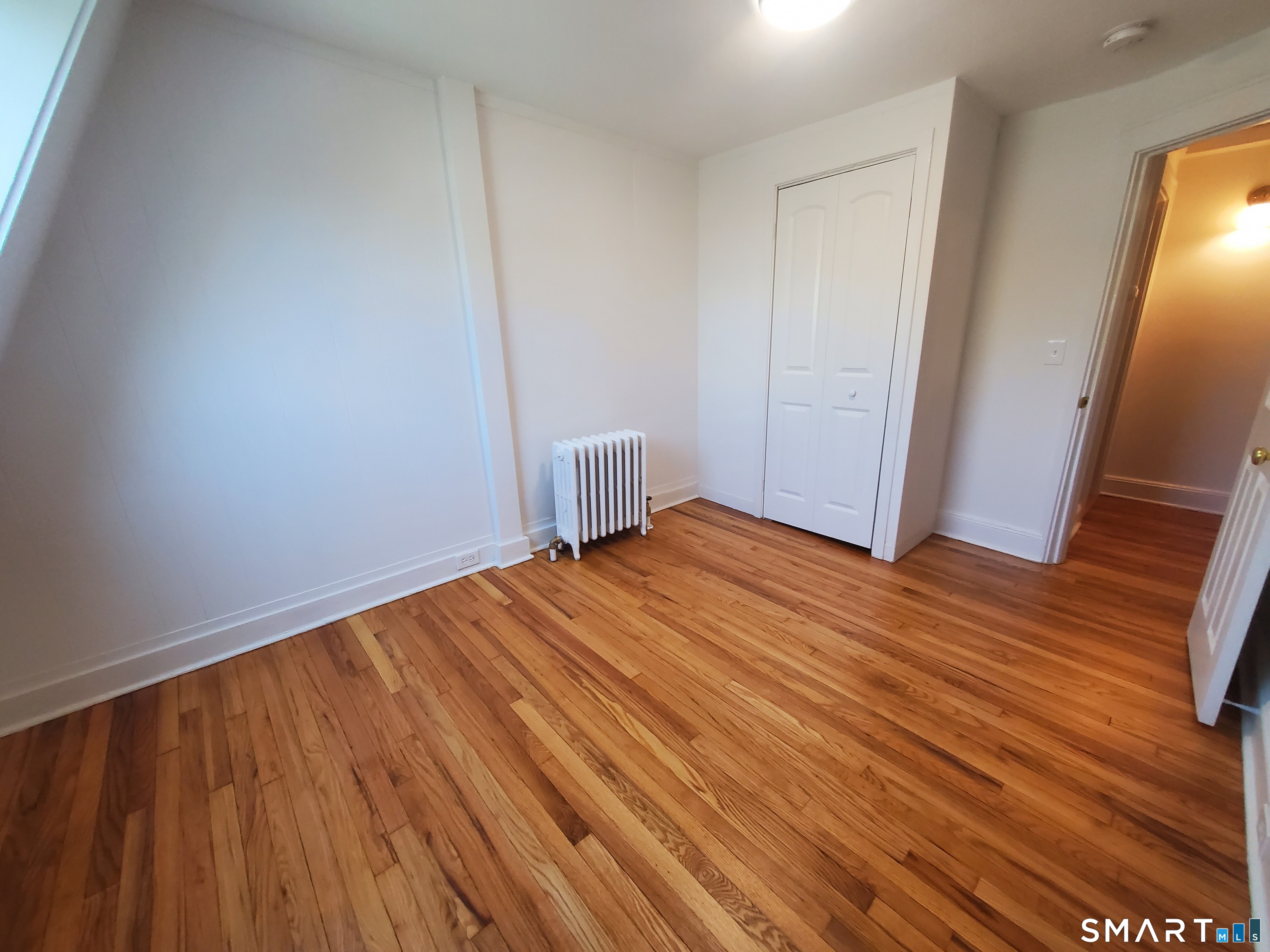 33 Holcomb Avenue Stamford CT 06906