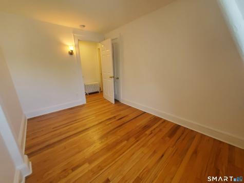 33 Holcomb Avenue Stamford CT 06906