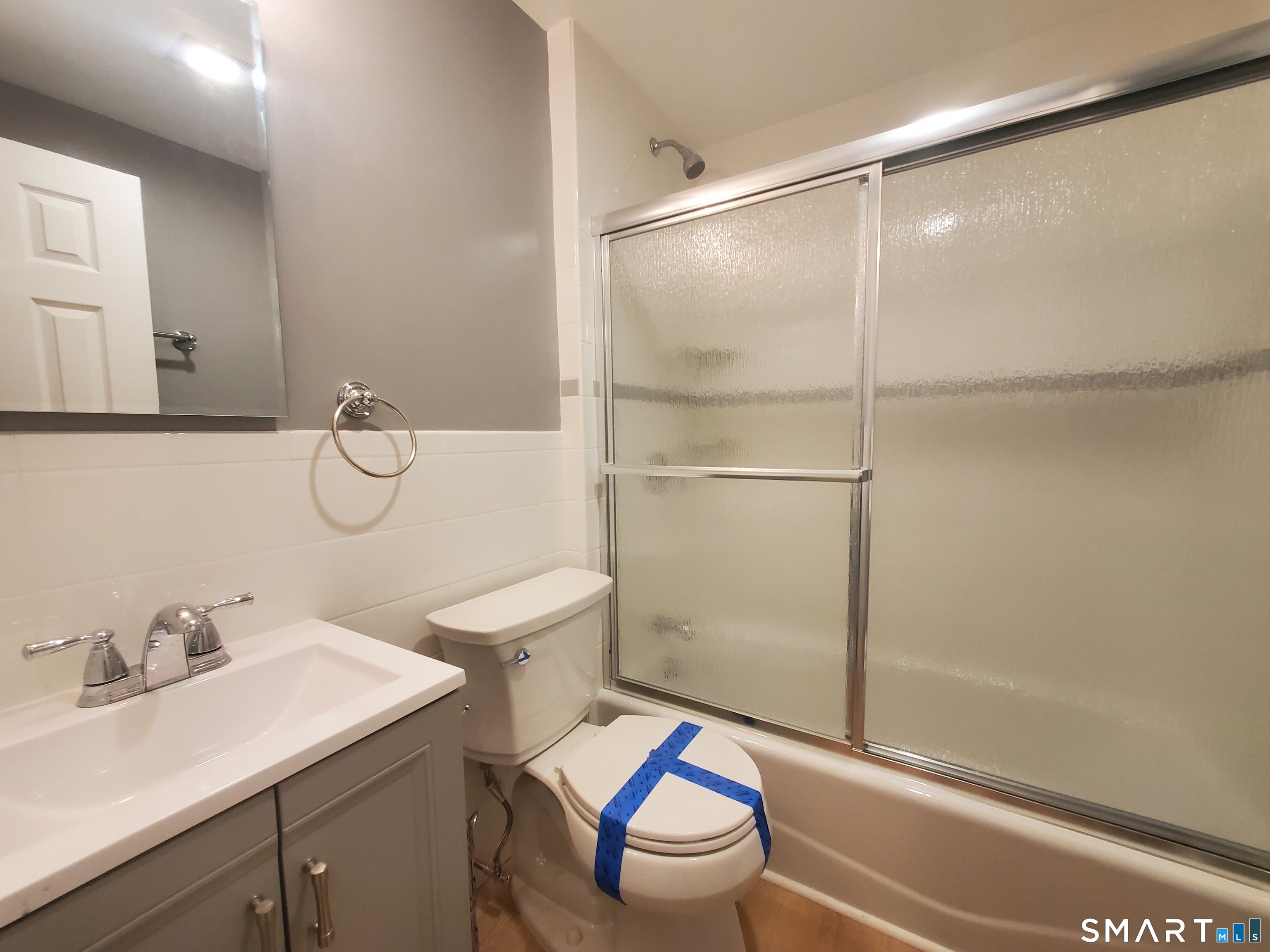 33 Holcomb Avenue Stamford CT 06906
