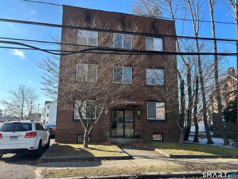 4-6 Fifth Avenue Danbury CT 06810