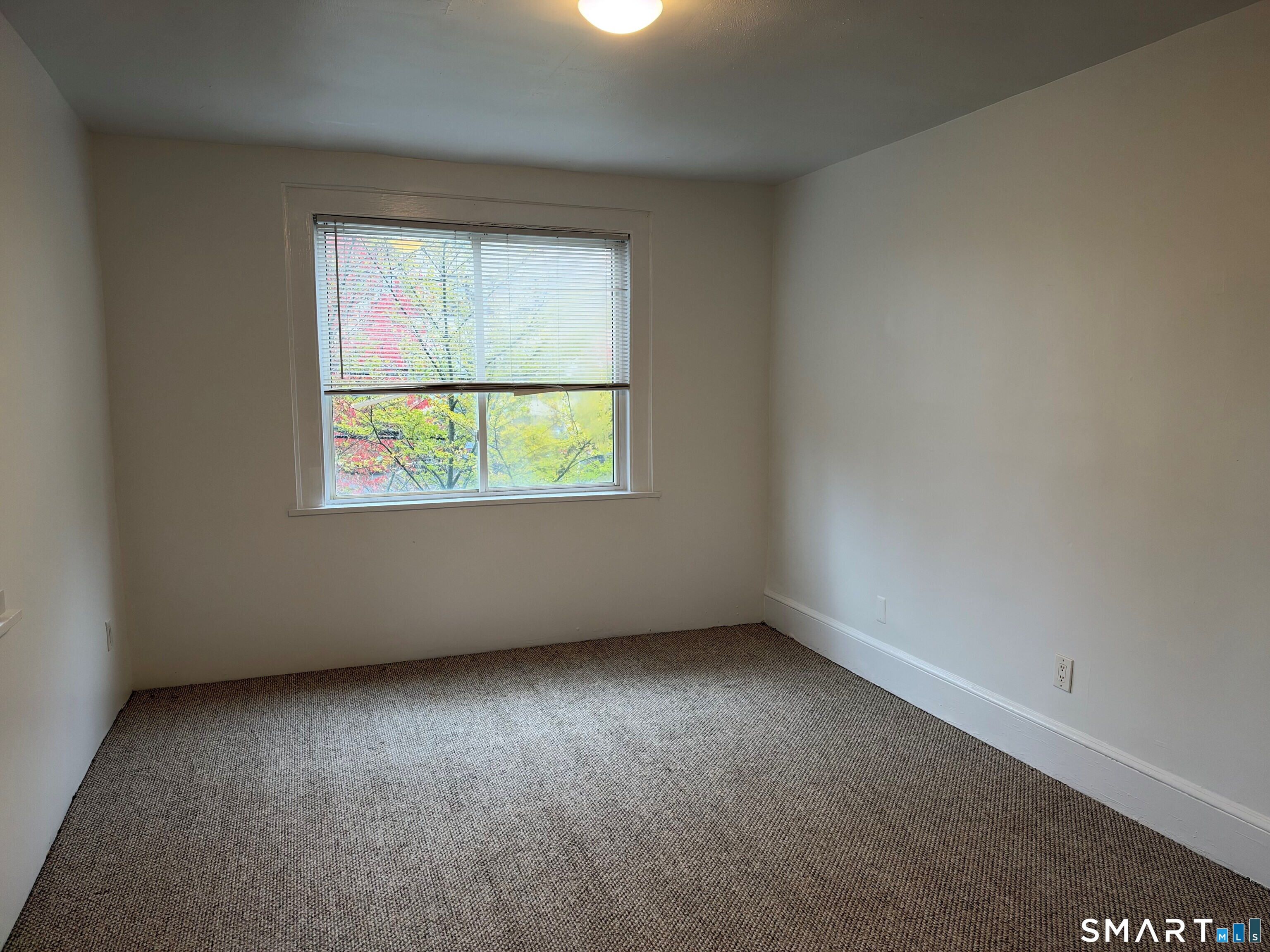 4-6 Fifth Avenue Danbury CT 06810