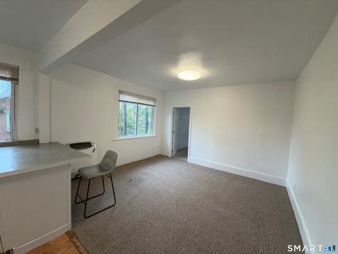 4-6 Fifth Avenue Danbury CT 06810